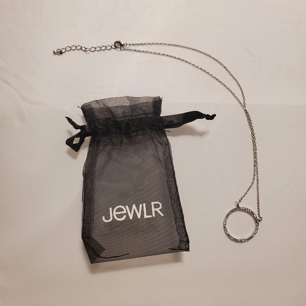 Circle Pendent Necklace
